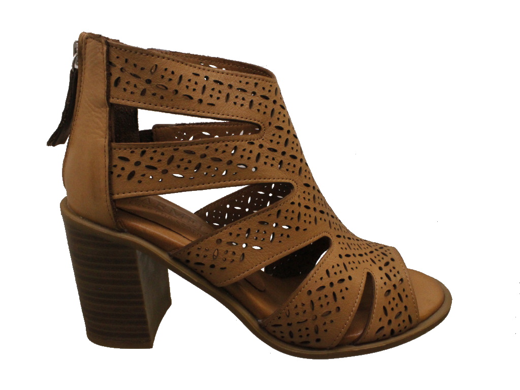 CARMELA  160694 MARRONE 39