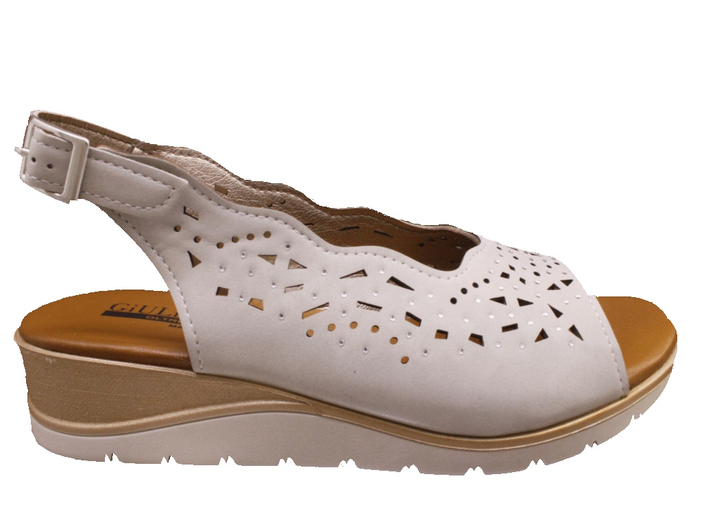 GIULIA  545 BEIGE 40